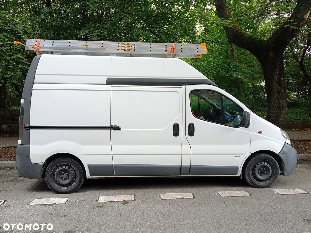 Opel vivaro - 2