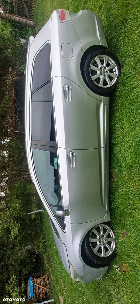 Toyota Avensis 2.2 D-4D Sol NAVI - 2