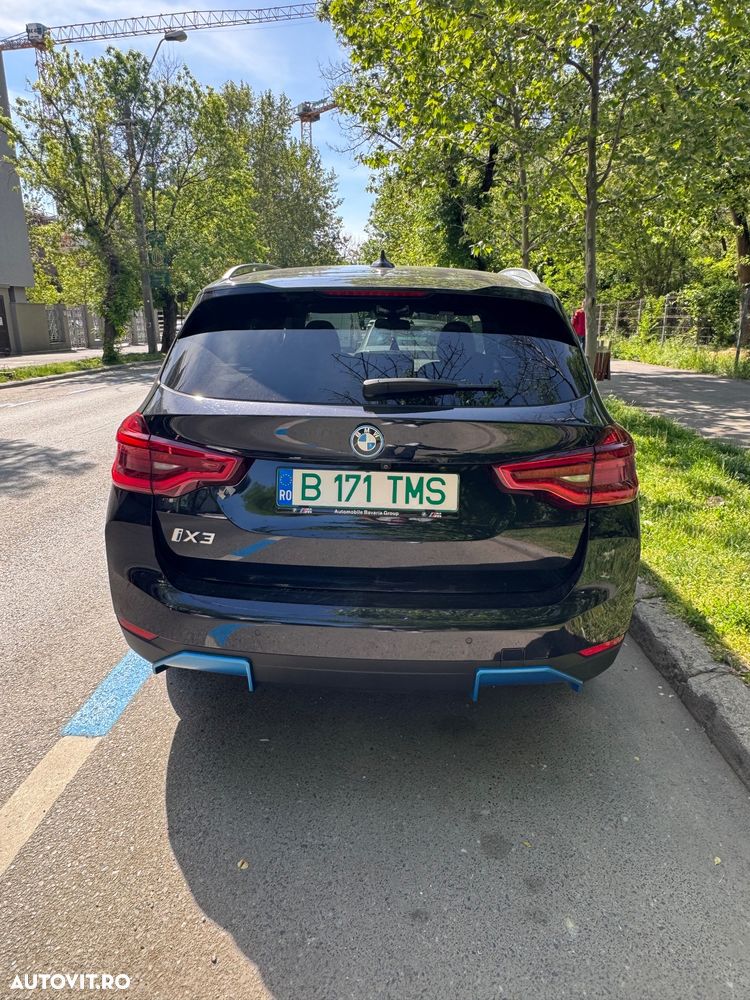 BMW iX3 Standard - 2