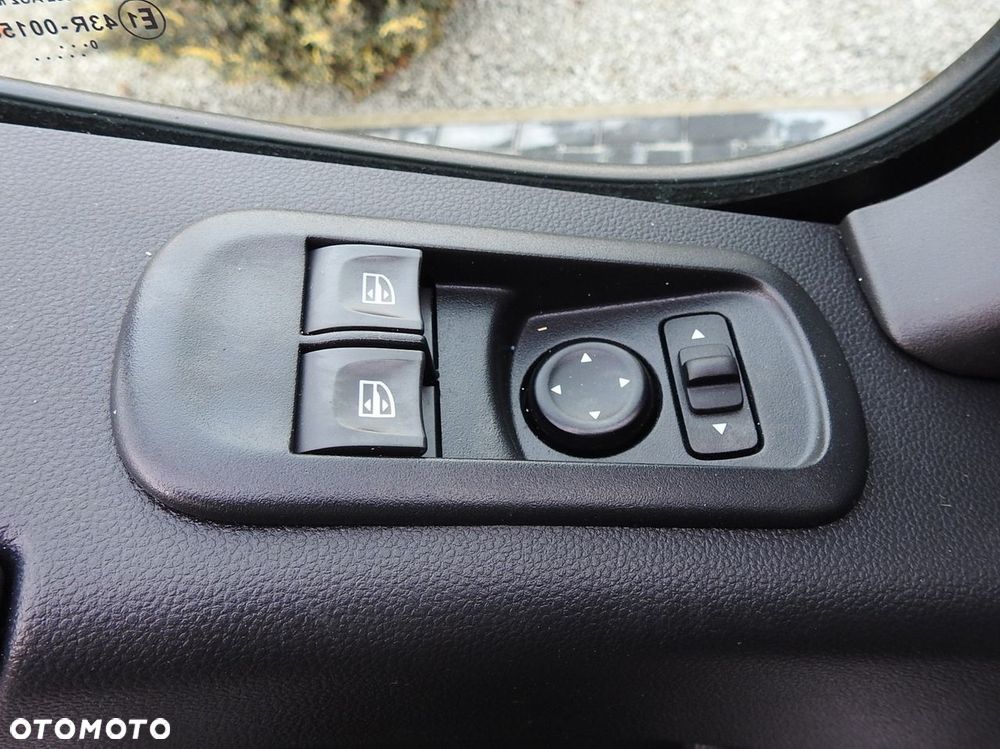 Renault MASTER PLANDEKA 10 PALET WEBASTO TEMPOMAT KLIMATYZACJA LEDY PNEUMATYKA  165KM - 29