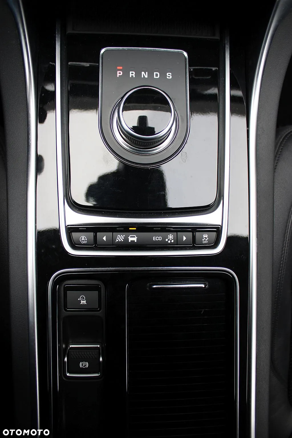Jaguar XF - 30