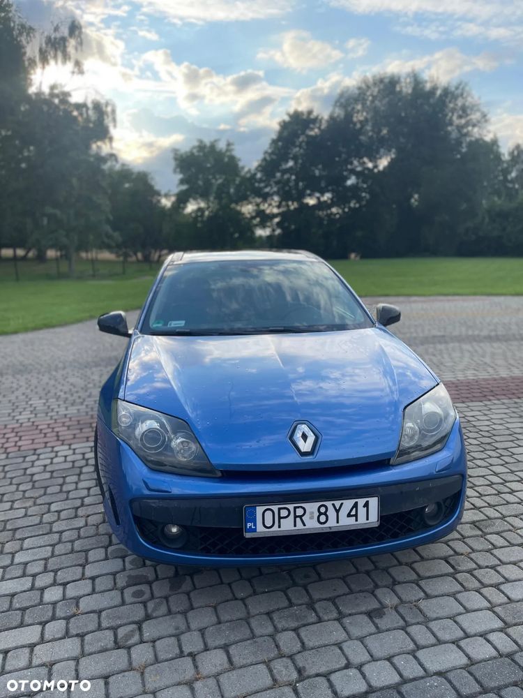 Renault Laguna 2.0 dCi FAP GT - 2