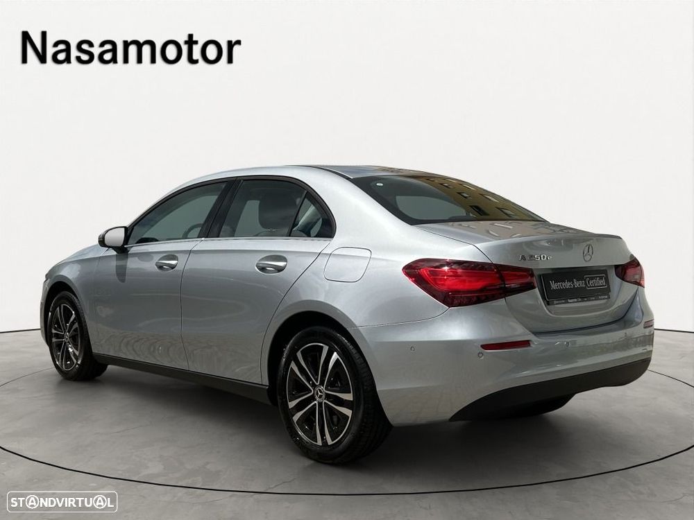 Mercedes-Benz A 250 Limousine - 3