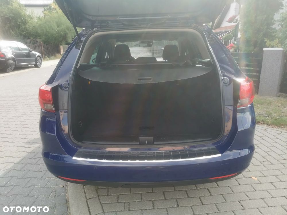 Opel Astra 1.6 D Automatik Start/Stop Dynamic - 15