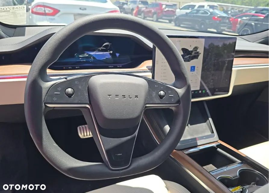 Tesla Model S AWD - 7