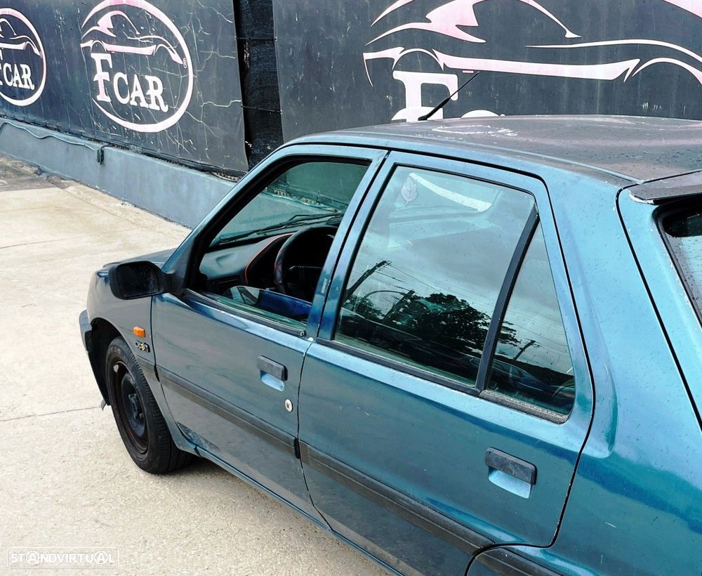 Peugeot 106 1.1 Color Line - 15