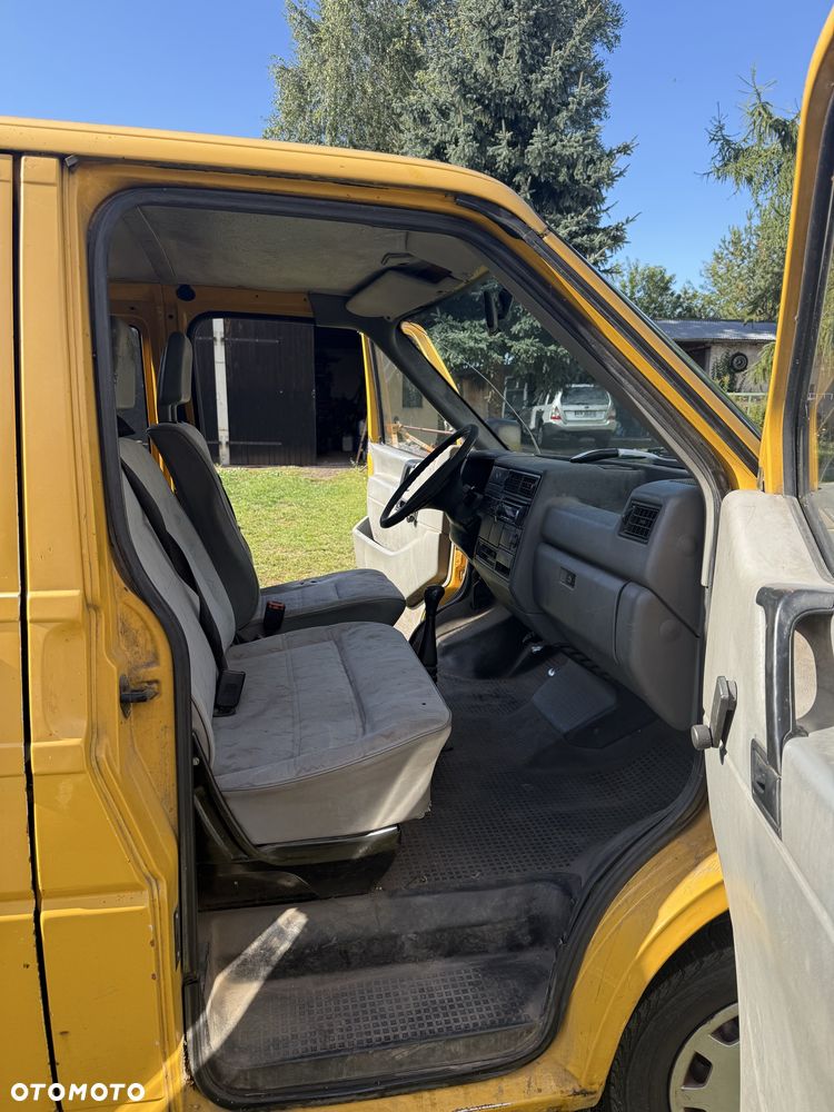 Volkswagen Transporter - 5