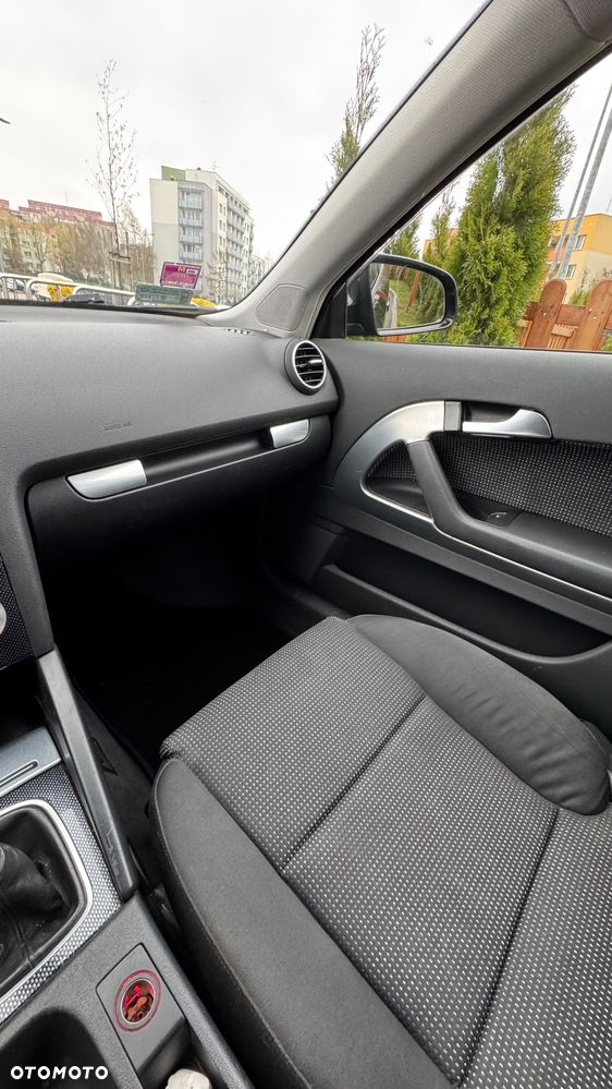 Audi A3 3-drzwiowe 2.0 TDI Ambiente - 16
