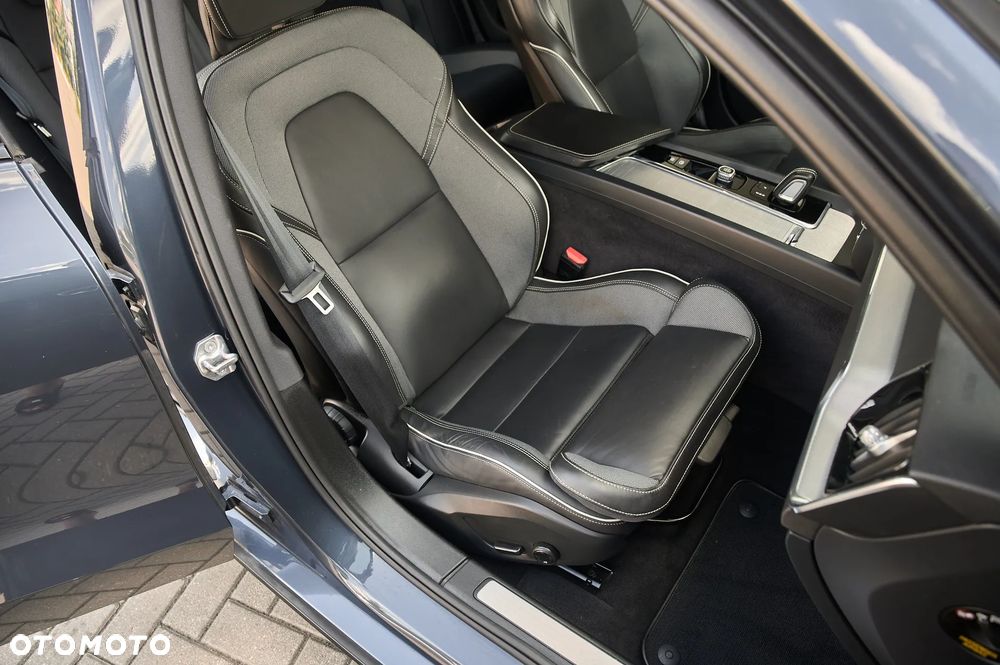 Volvo S60 T4 Geartronic RDesign - 28