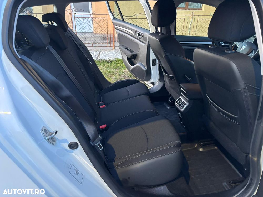 Renault Megane Blue dCi 116 Life - 8
