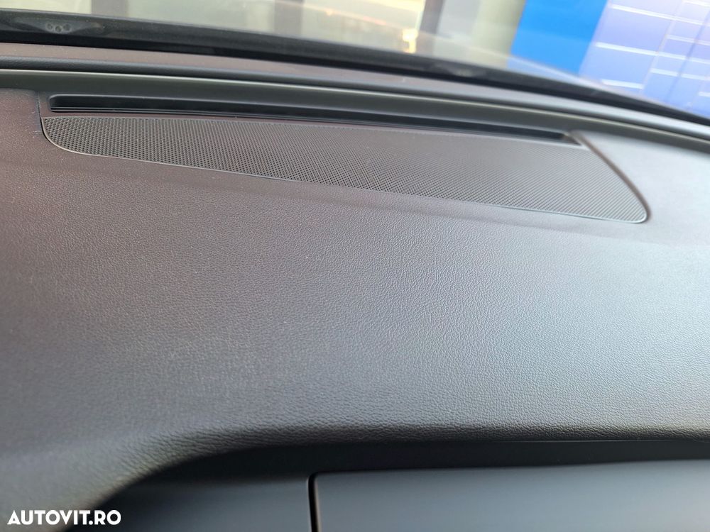 Audi A6 Avant 2.0 TDI Ultra S tronic - 21