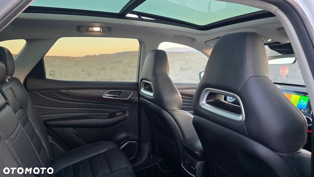 MG HS PHEV Luxury - 11