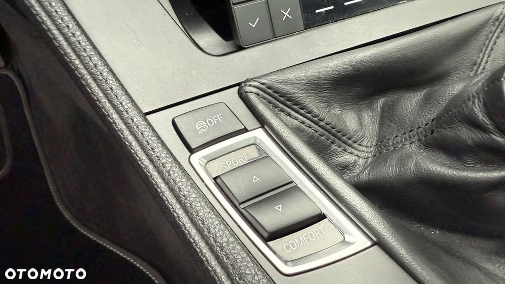 BMW Seria 5 520d Touring - 9