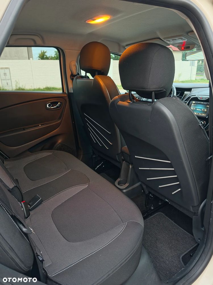 Renault Captur 1.2 TCe Zen EDC - 26