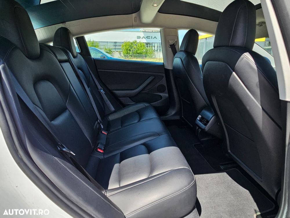 Tesla Model 3 Langstreckenbatterie Allradantrieb Dual Motor - 13