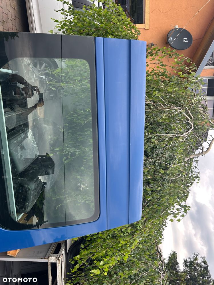 Mercedes Sprinter W906 drzwi przesuwne prawe bez rdzy - 2