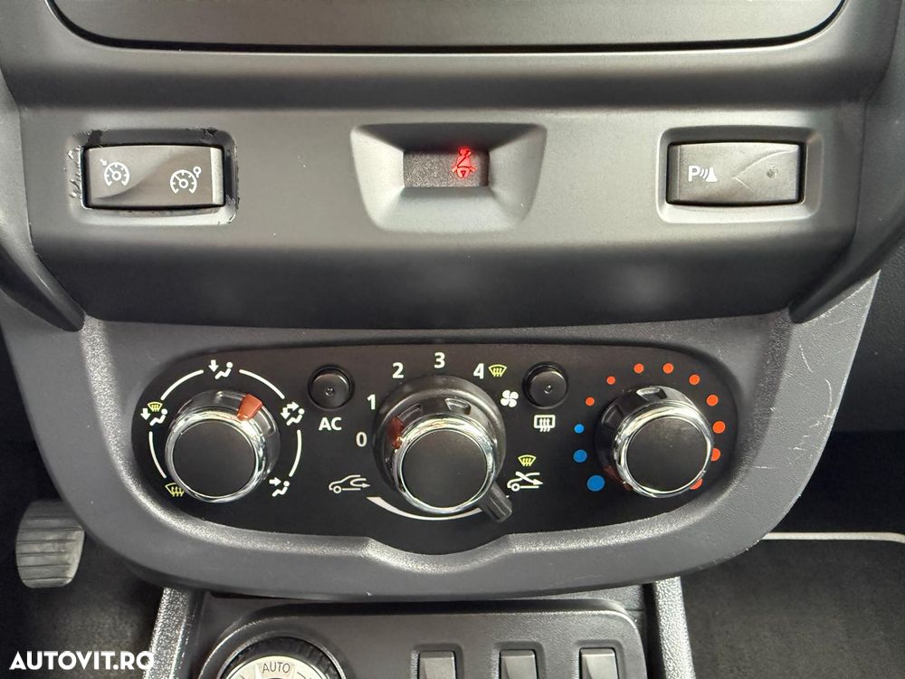 Dacia Duster dCi 110 FAP 4x4 Prestige - 31