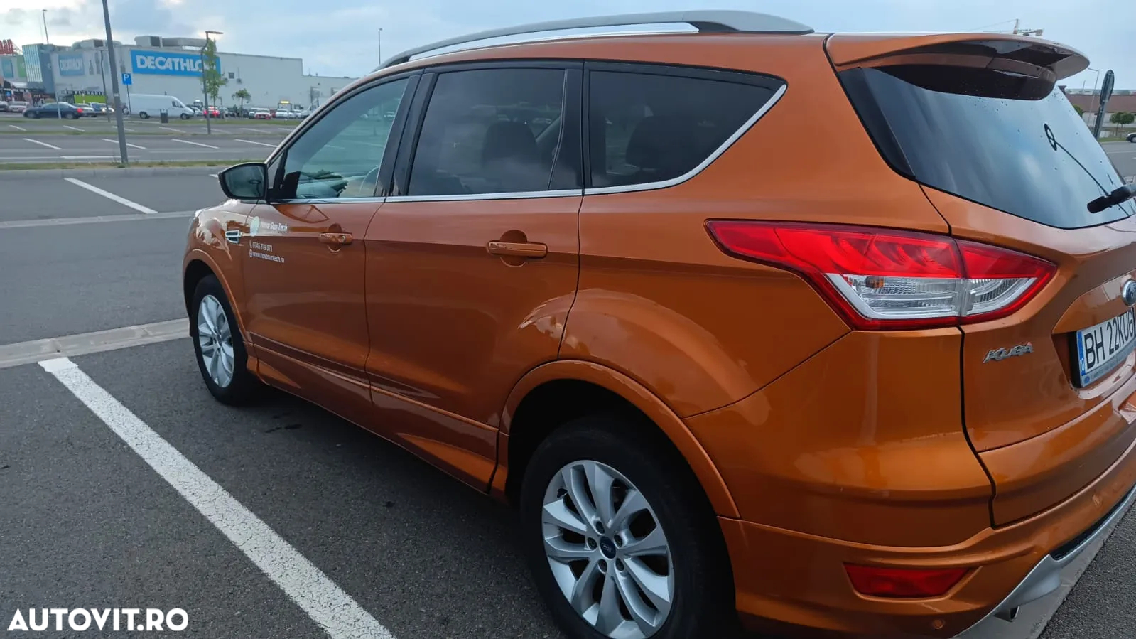 Ford Kuga 2.0 TDCi Powershift 4WD Titanium - 4