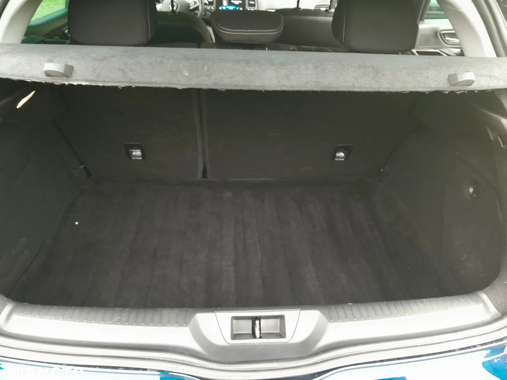 Renault Megane 1.5 dCi Limited EDC - 21