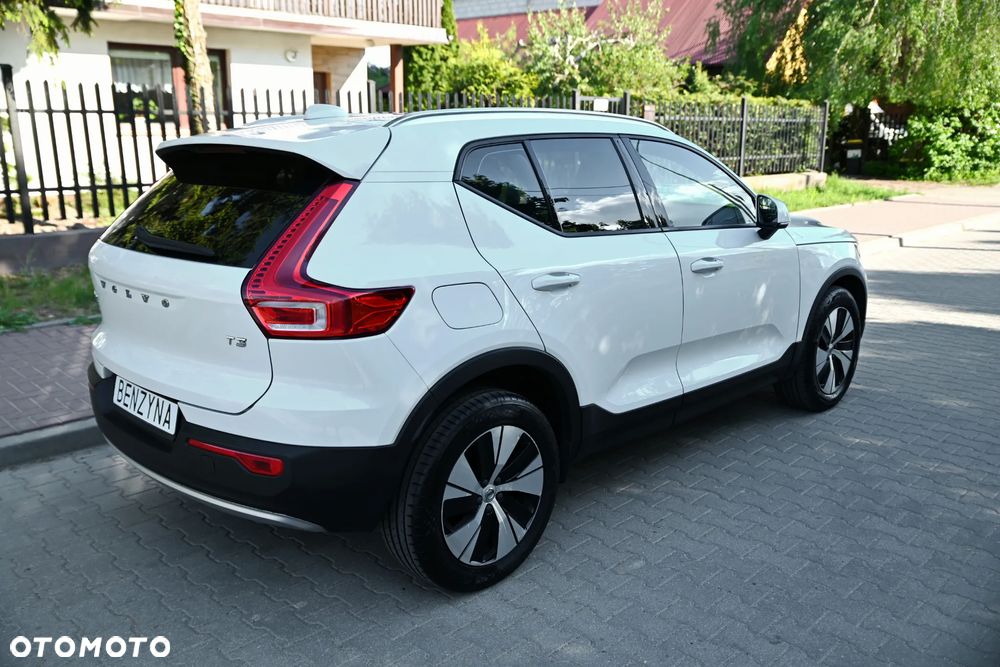 Volvo XC 40 T3 Geartronic Momentum Pro - 7