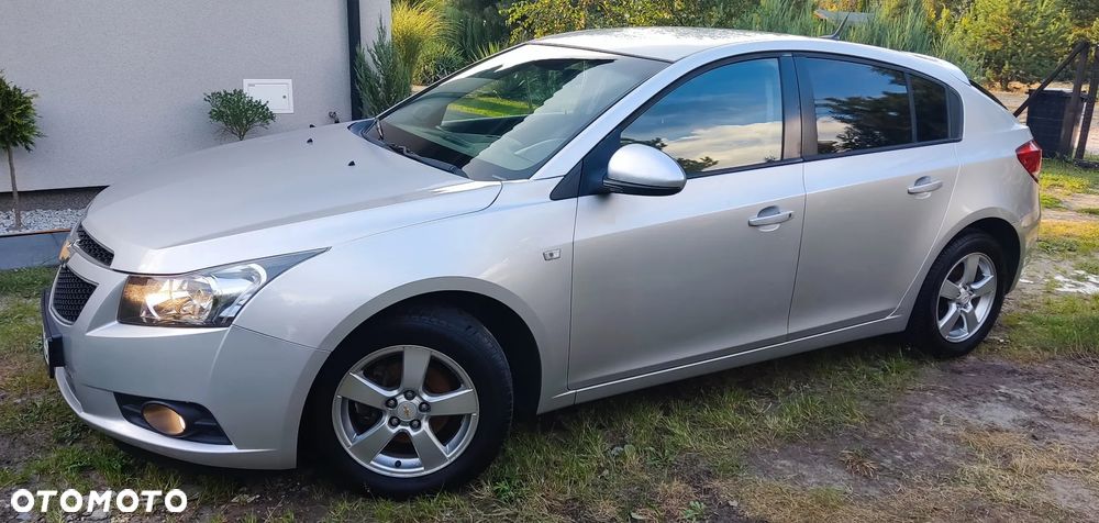 Chevrolet Cruze - 5