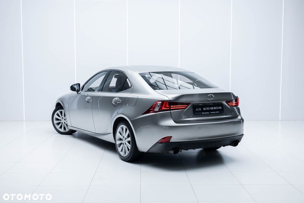 Lexus IS 250 Prestige - 10