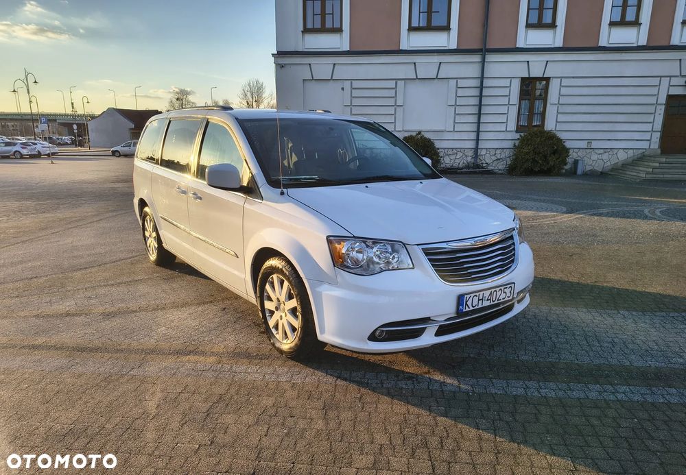 Chrysler Town & Country 3.6 Touring - 4