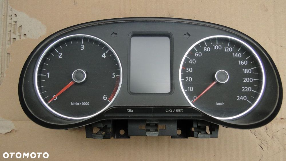 VW POLO V 6R LICZNIK ZEGARY 125tyś km EUROPA - 2