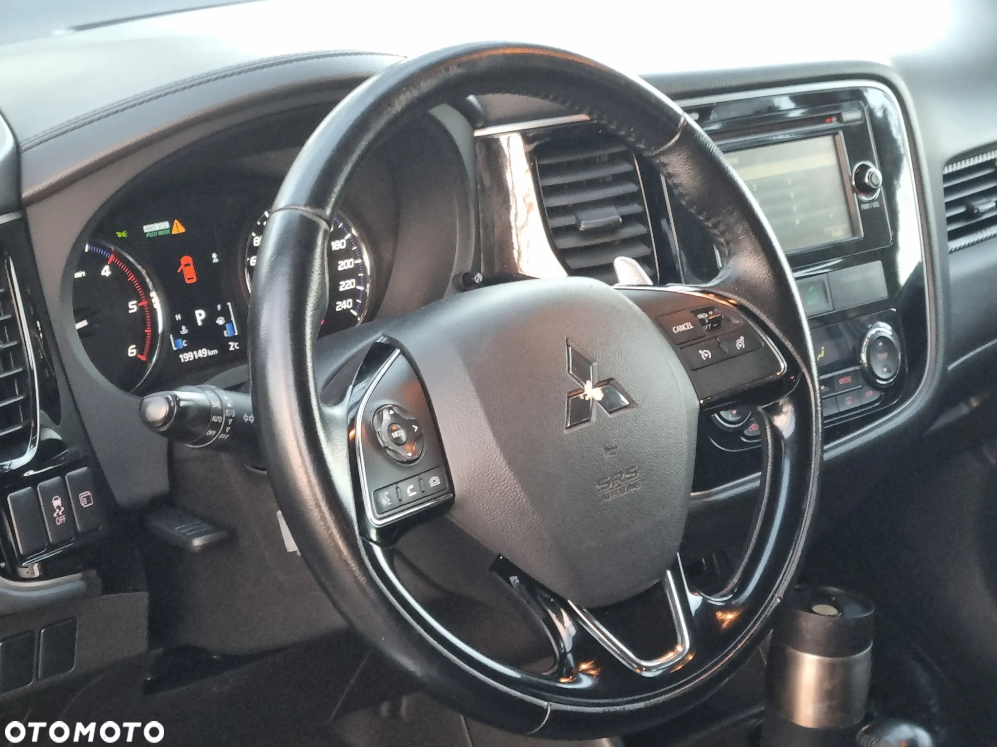 Mitsubishi Outlander 2.2 DID Intense + 4WD - 19
