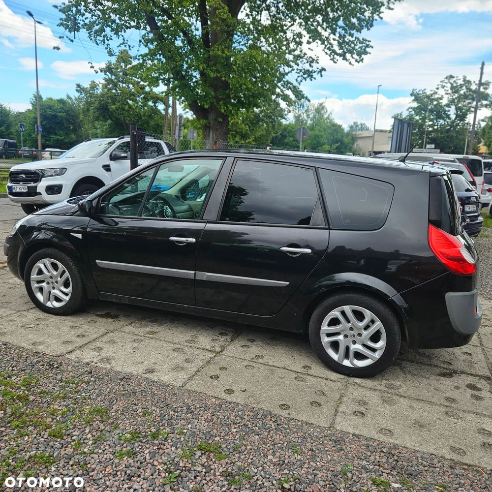 Renault Scenic - 10