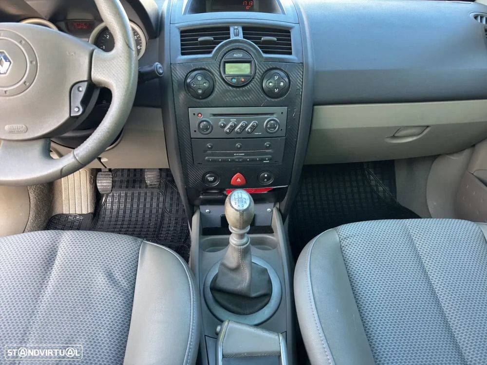 Renault Mégane CC 1.9 dCi Conf. Privilége - 15