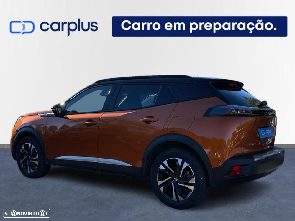 Peugeot e-2008 50 kWh GT - 2