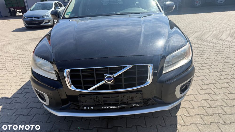 Volvo XC 70 D5 AWD Momentum - 2