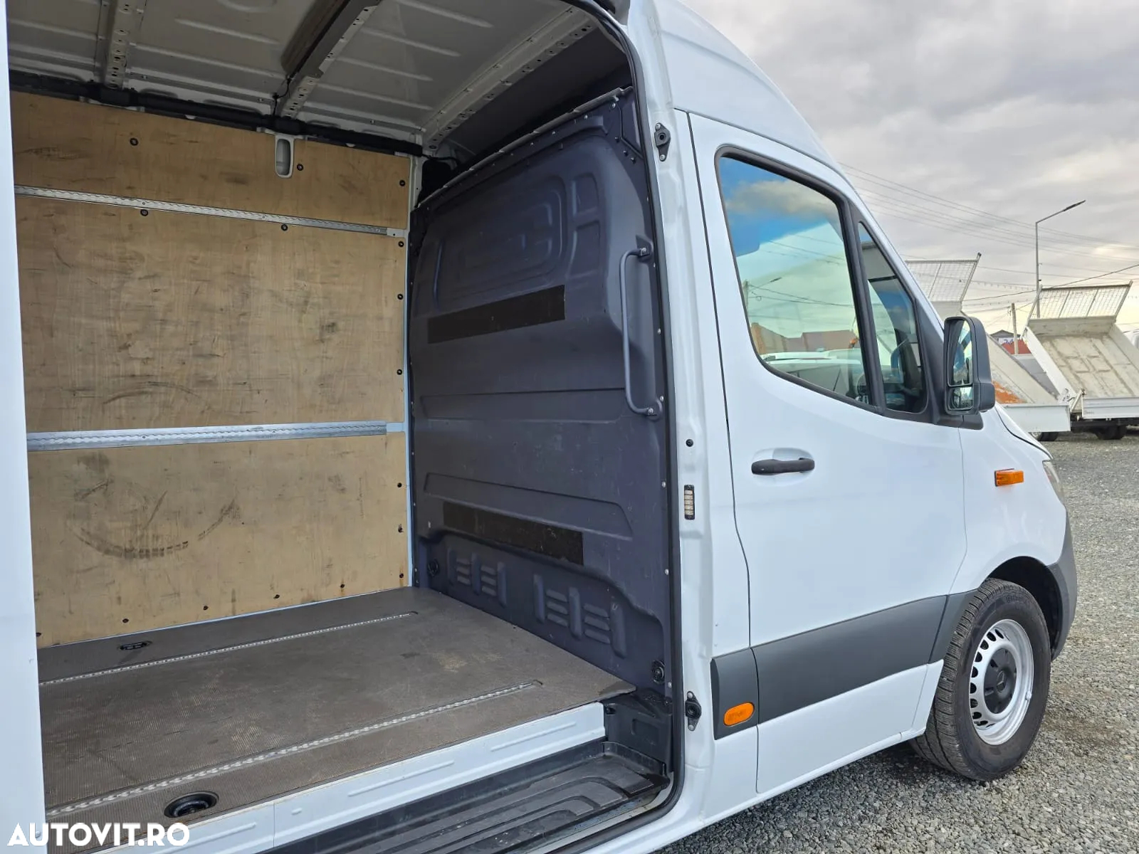 Mercedes-Benz Sprinter 316 CDI LUNG .motor 2.2. 156 500 km. - 12