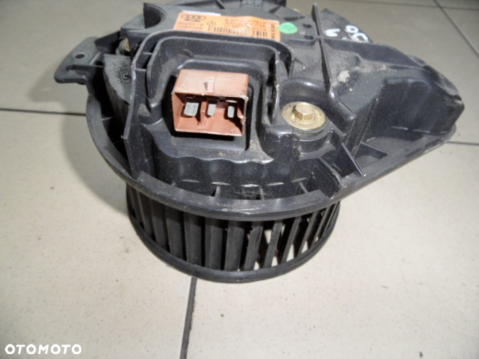 DMUCHAWA NAWIEWU AUDI A4 B6 820021E - 2