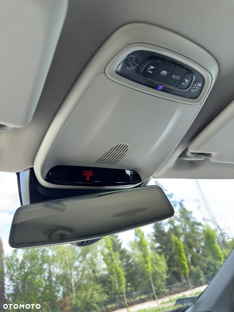 Volvo V40 D2 Powershift Summum - 16