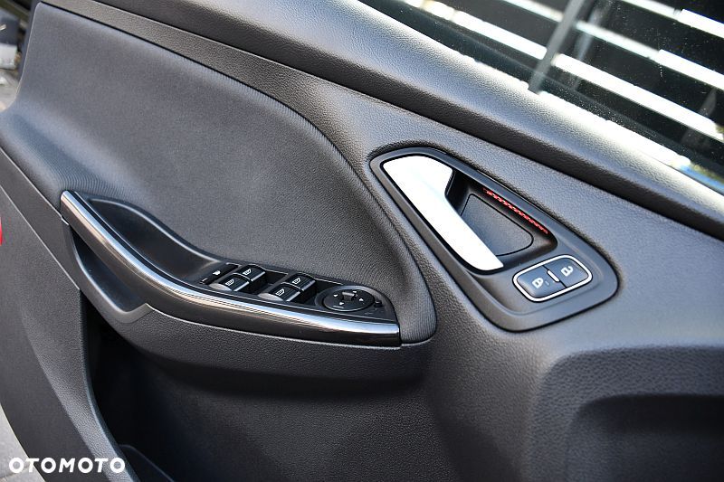 Ford Focus 1.5 EcoBlue Start-Stopp-System TITANIUM DESIGN - 20