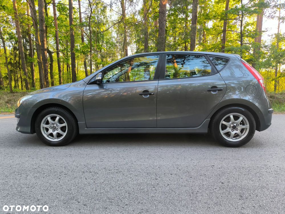 Hyundai i30 1.6 CRDi Classic + - 3