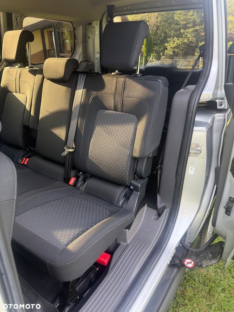 Ford Transit Connect - 12