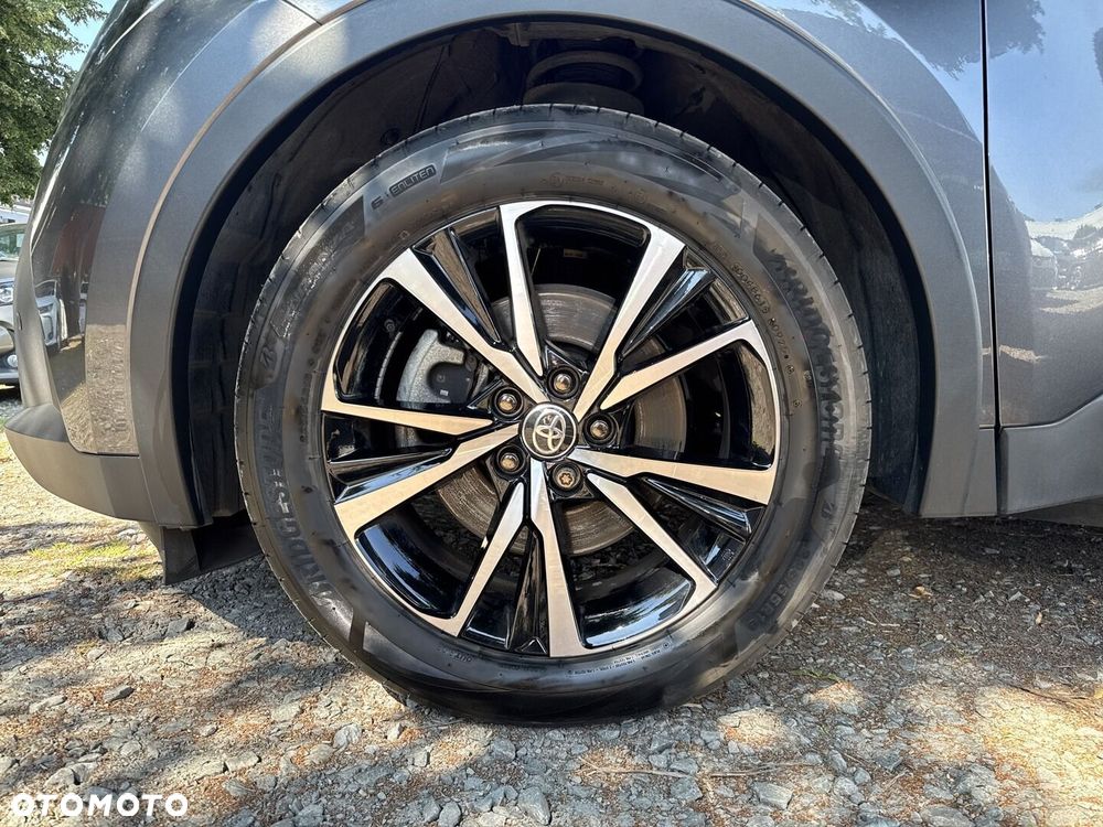 Toyota C-HR - 26