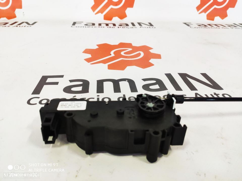 Fecho da mala - Classe C W204 - 2