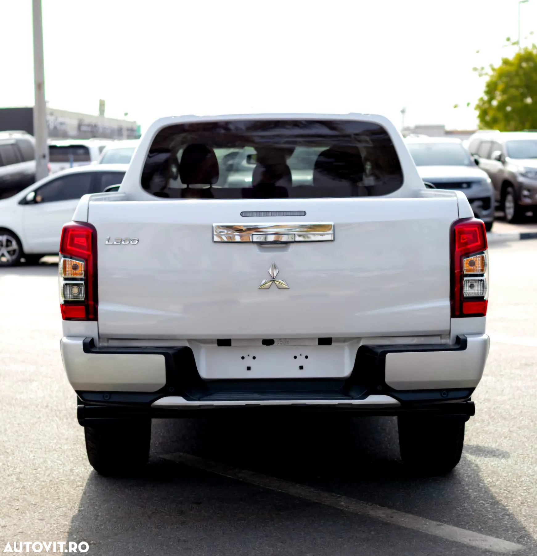Mitsubishi L200 Pick Up 4x4 S&S Autm. Double Cab Intro Edition - 4
