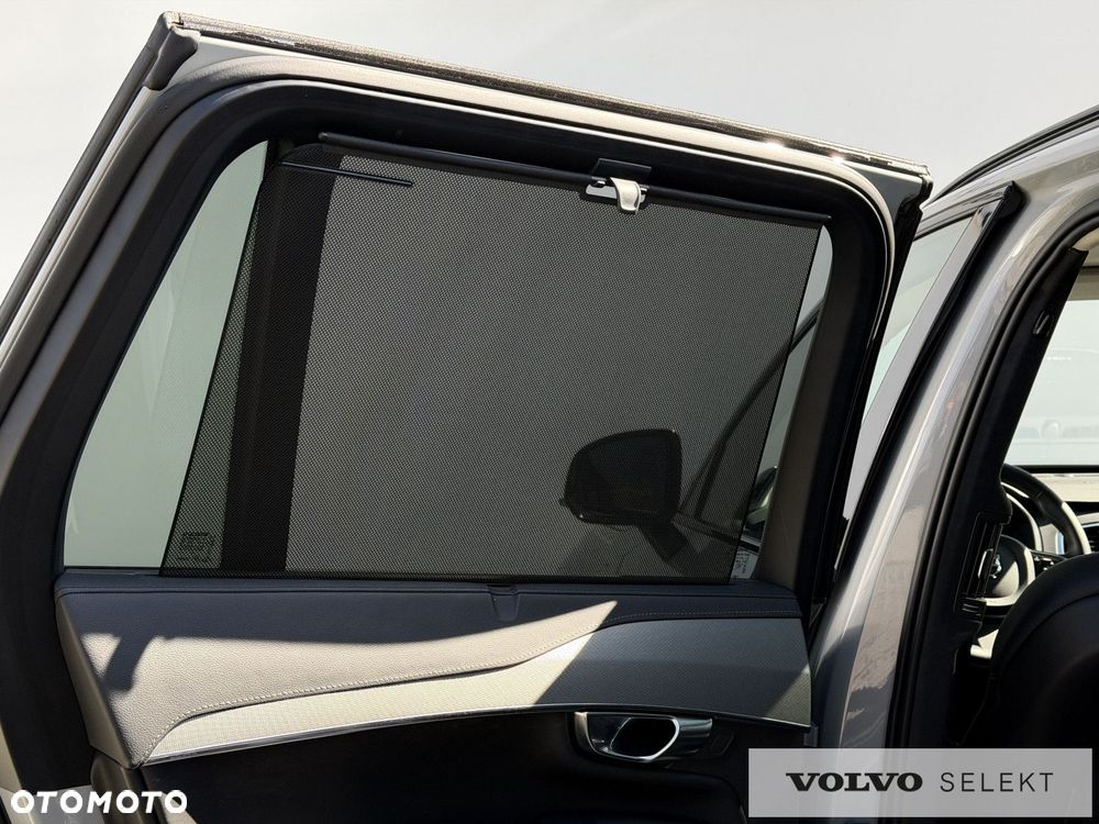 Volvo XC 90 - 16
