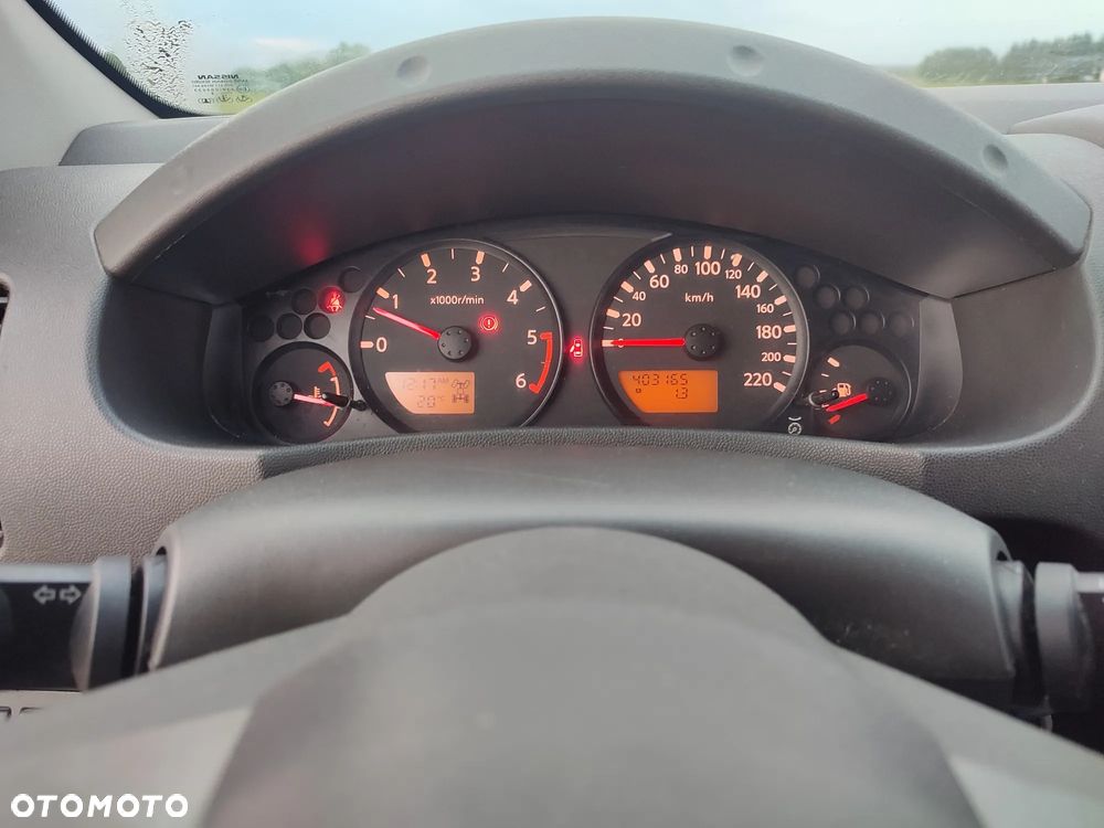 Nissan Navara 2.5 D Platinum - 10