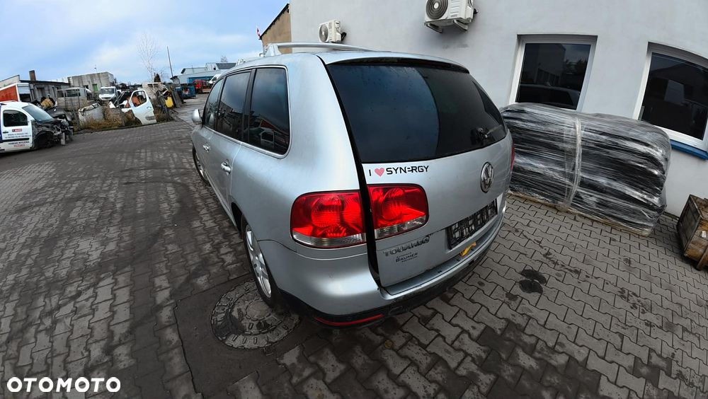 Wszystkie Części do Volkswagen Touareg 5.0 V10 TDI 313km AYH Kolor LA7W - Stacja Demontażu - 6