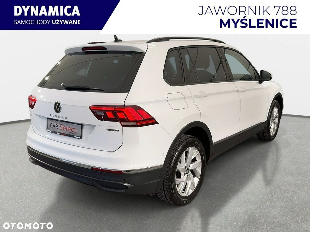 Volkswagen Tiguan - 8