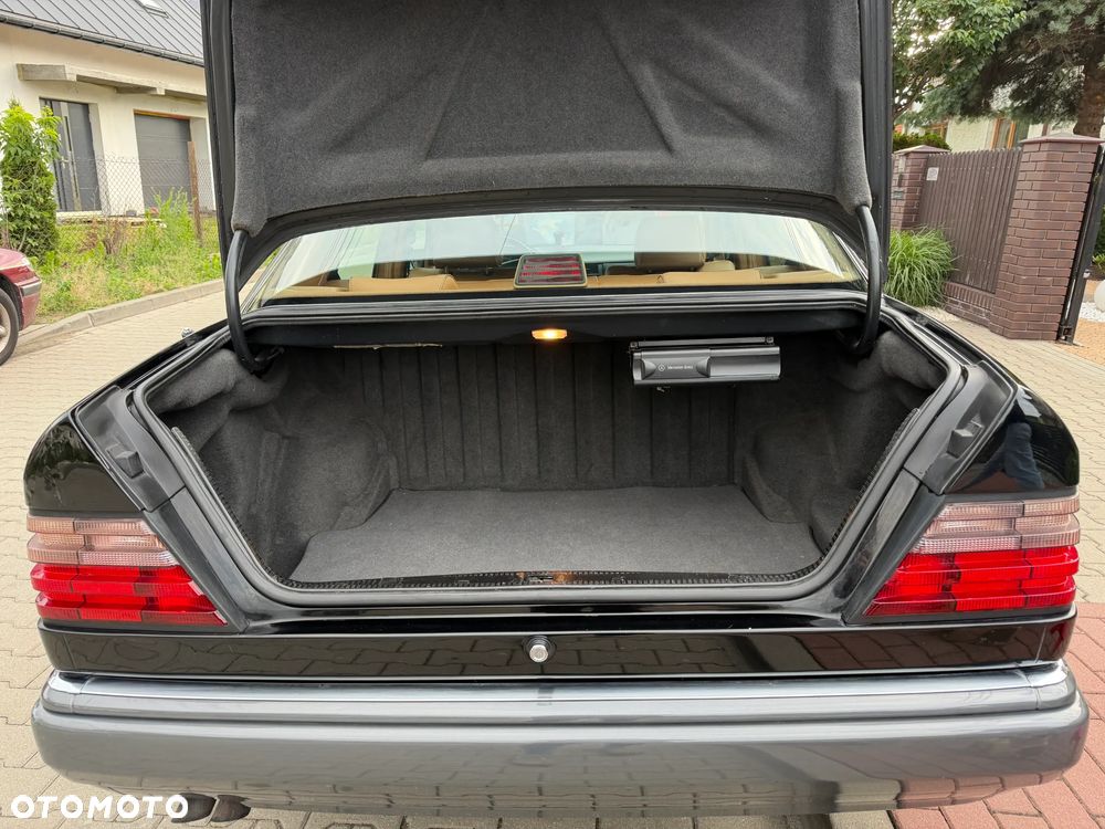 Mercedes-Benz Klasa E - 7