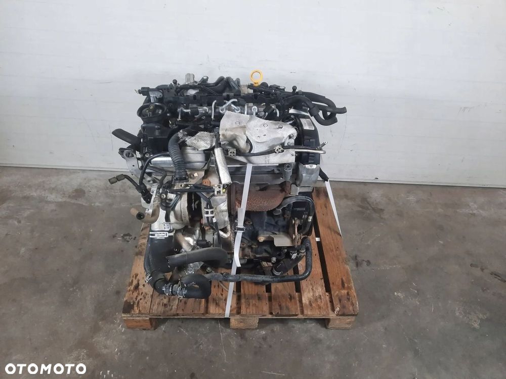 SILNIK KOMPLETNY CLHC CLH SKODA OCTAVIA III 1.6 TDI GOLF 7 AUDI A3 - 2