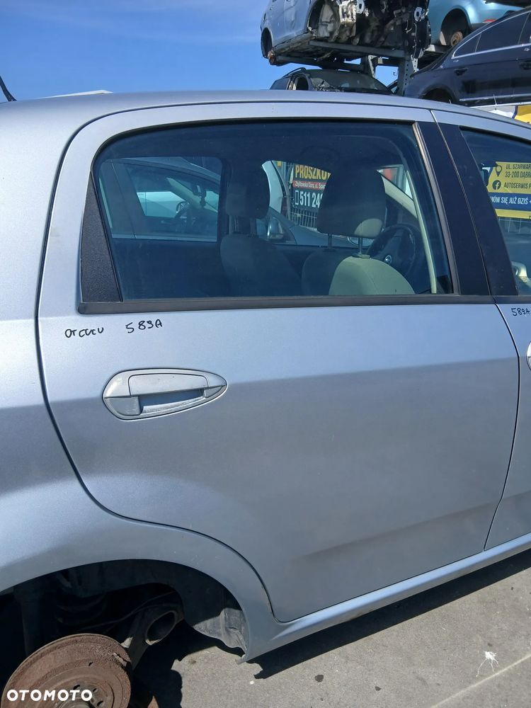 Fiat Grande Punto Drzwi Tył Tylne Prawe Lakier 589/A - 2