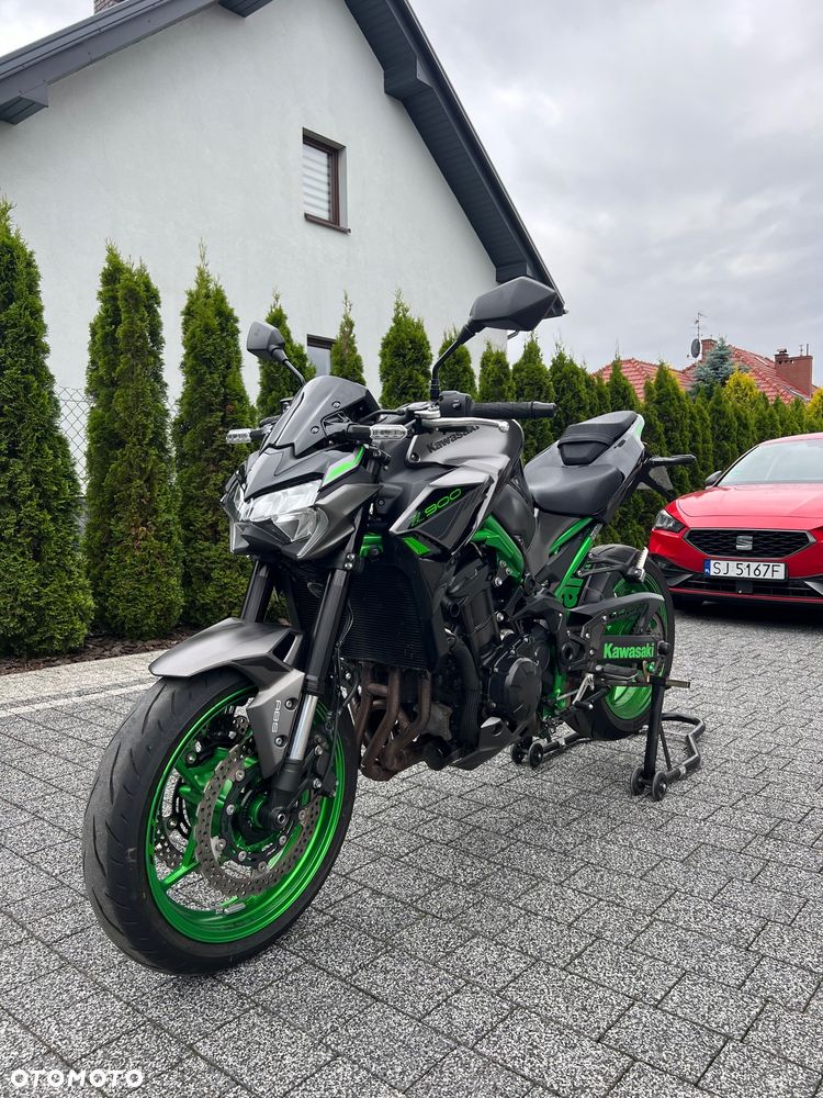 Kawasaki Z 900 - 17